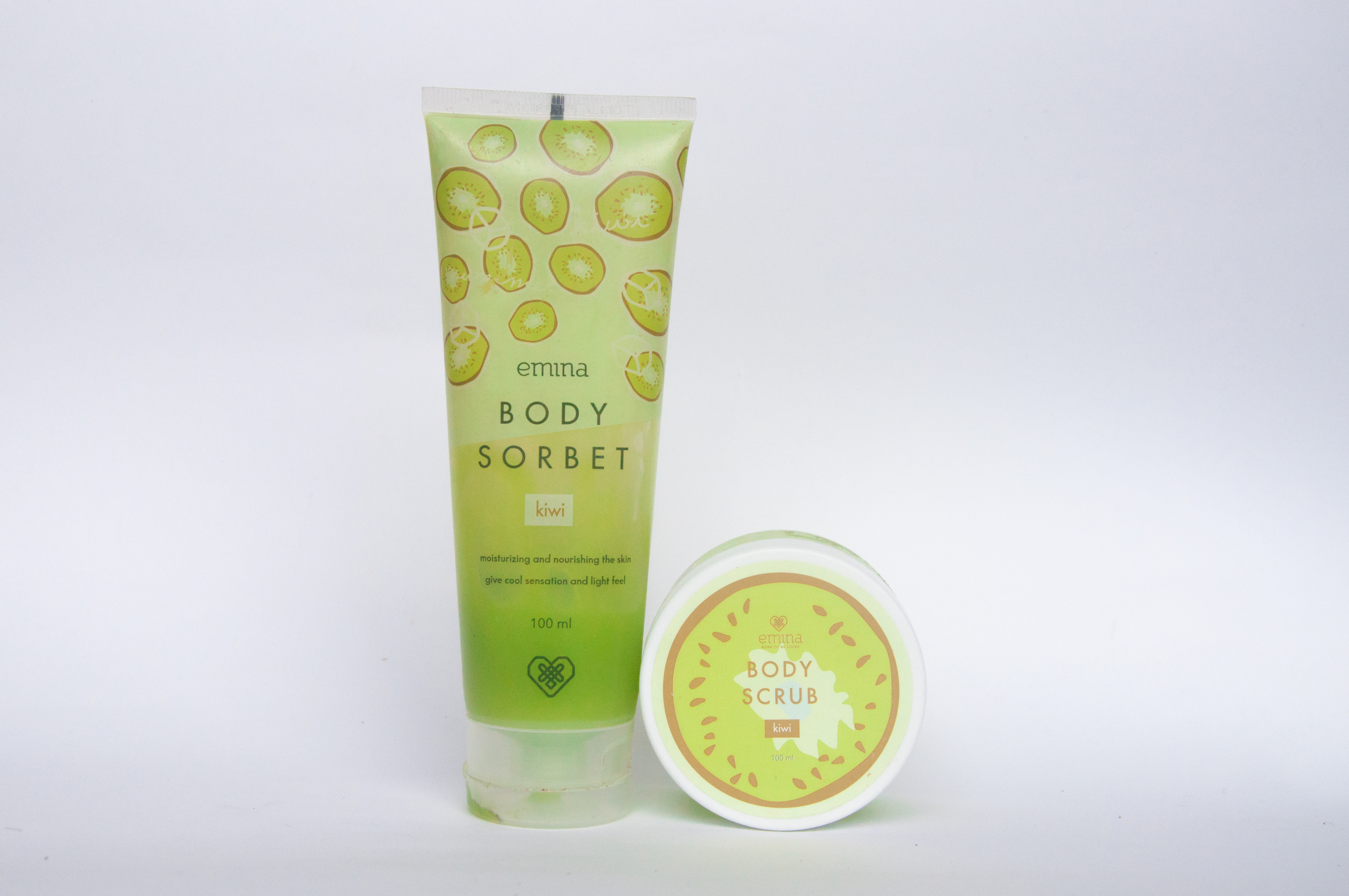 Review Emina Body Scrub dan Body Sorbet KiwiBeauty Journal DSC 0202