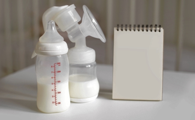 Tips untuk Ibu Menyusui Agar Produksi ASI Tetap Lancar 