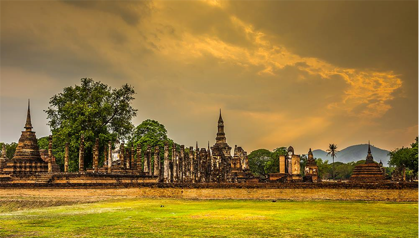 สุโขทัย