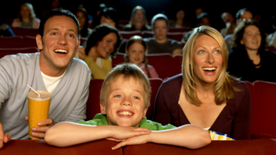 simak tips mengajak anak menonton bioskop ini dulu