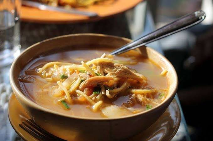 Himalayan Noodle soup chicken
