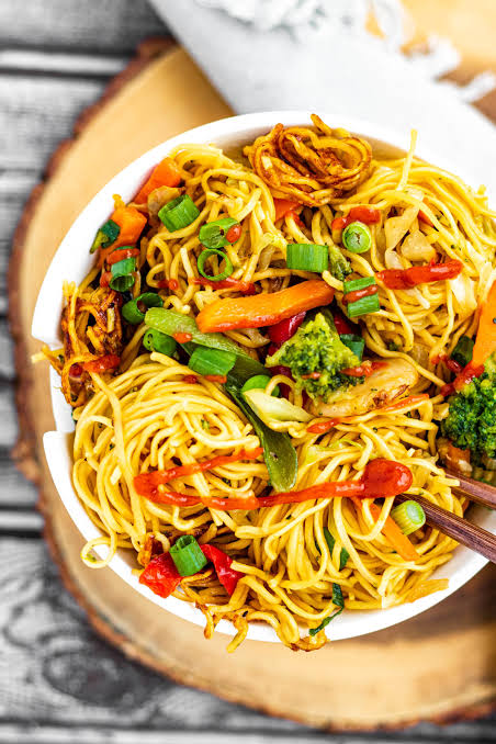 MIX CHOW MEIN