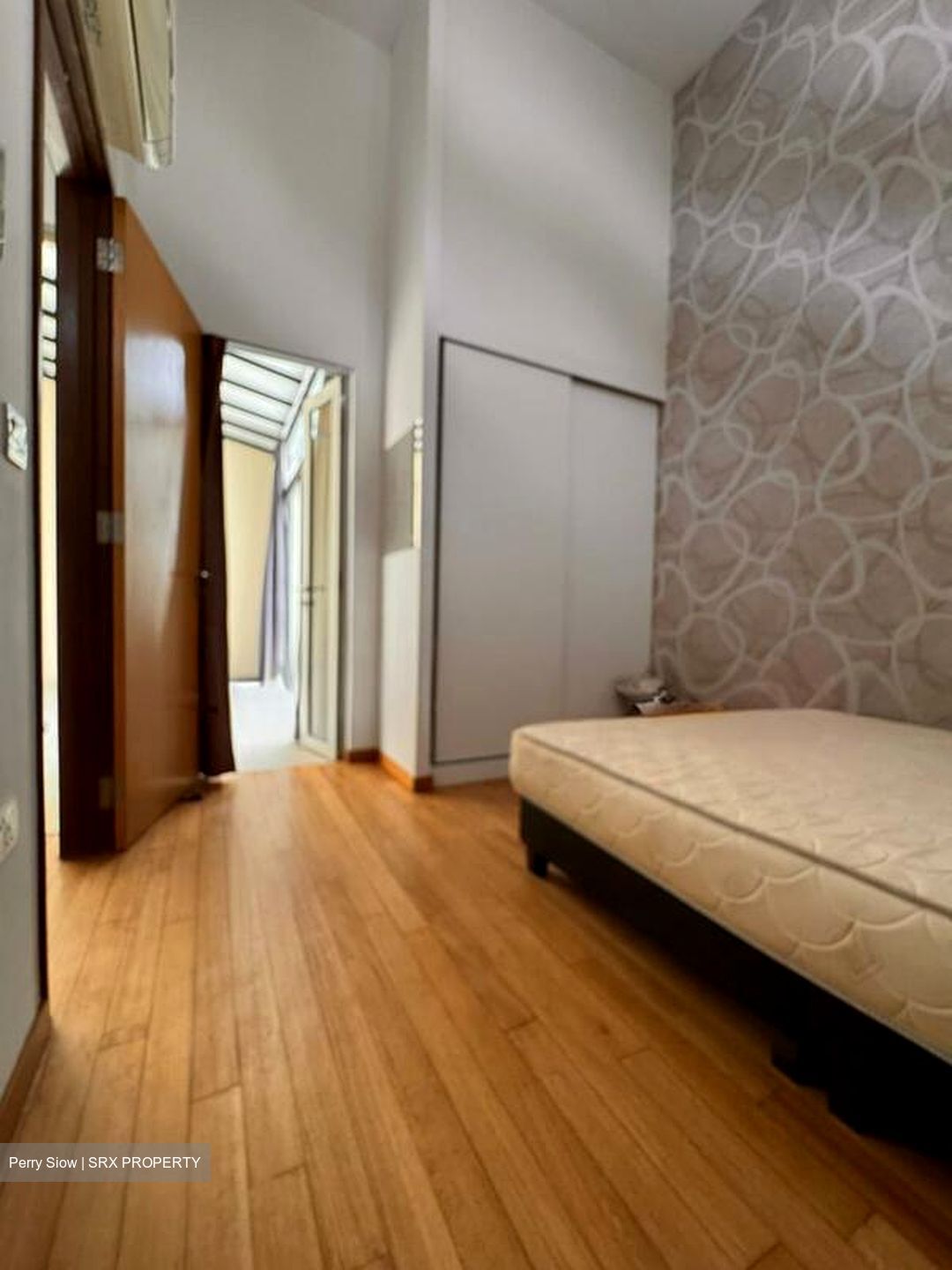 Curated visual reference: Picture Idea: Urban Lofts D8 Apartment