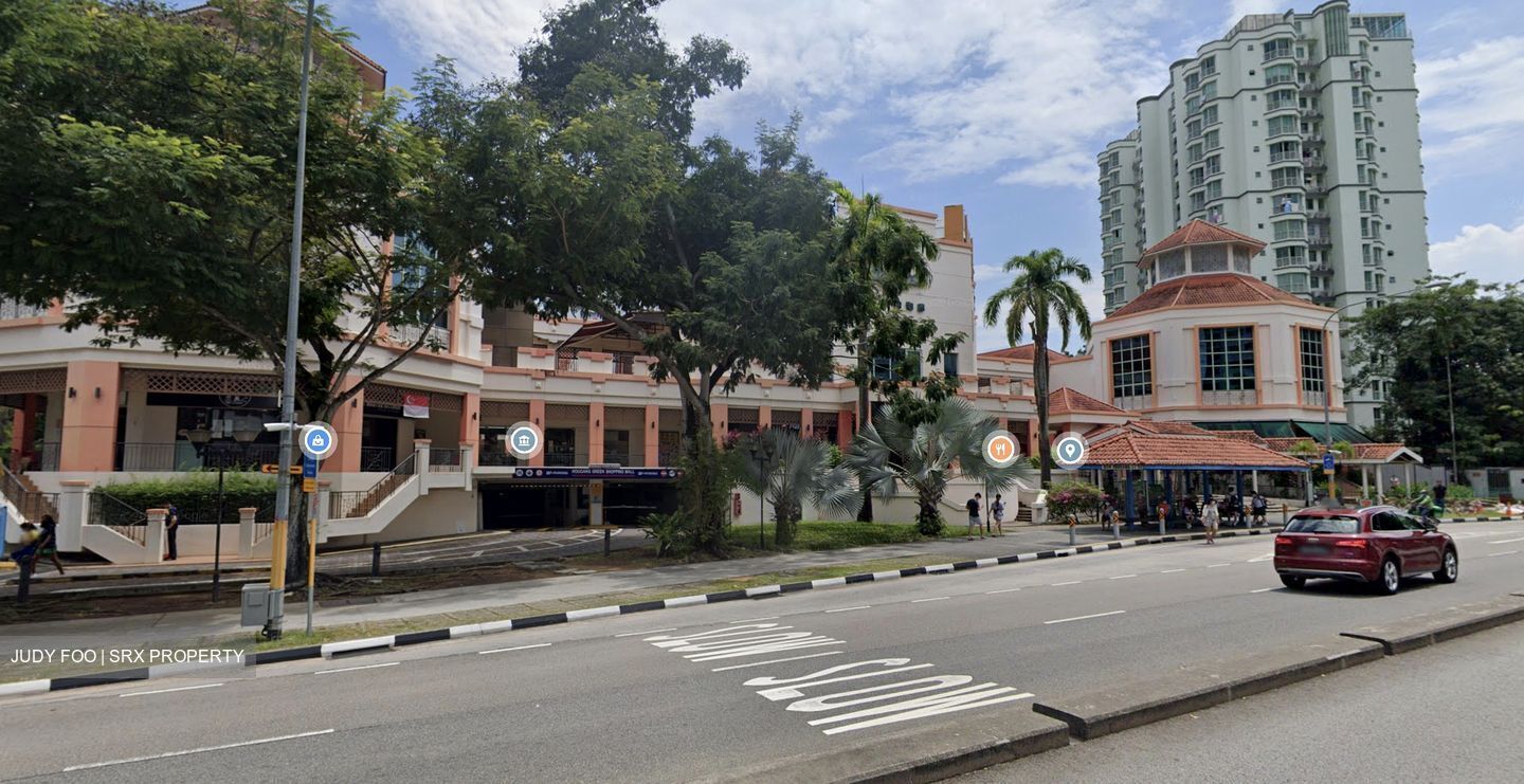 Hougang Green Shopping Mall (D19 