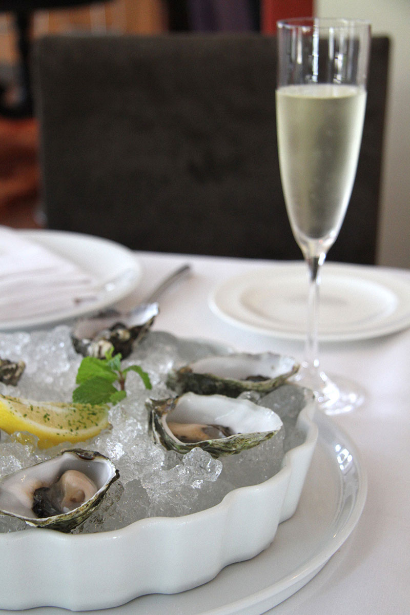 Fresh Oysters