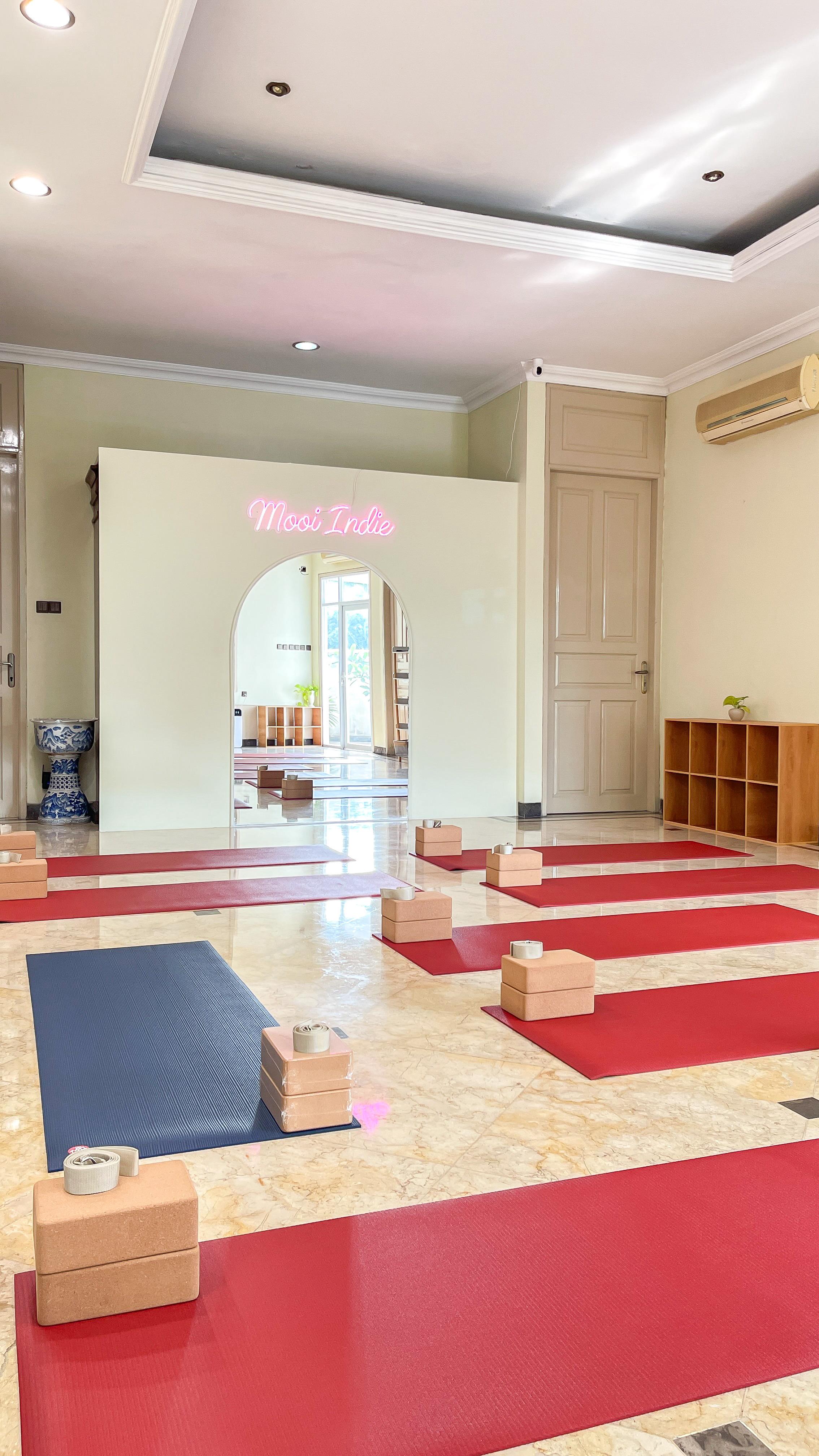 Surya Namaskar: Solar Flow - in Studio