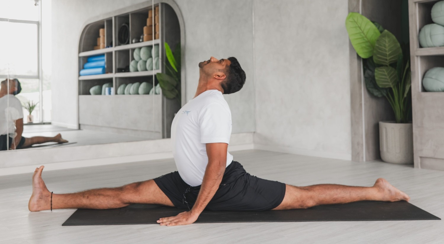 Hip Opening (Divya)