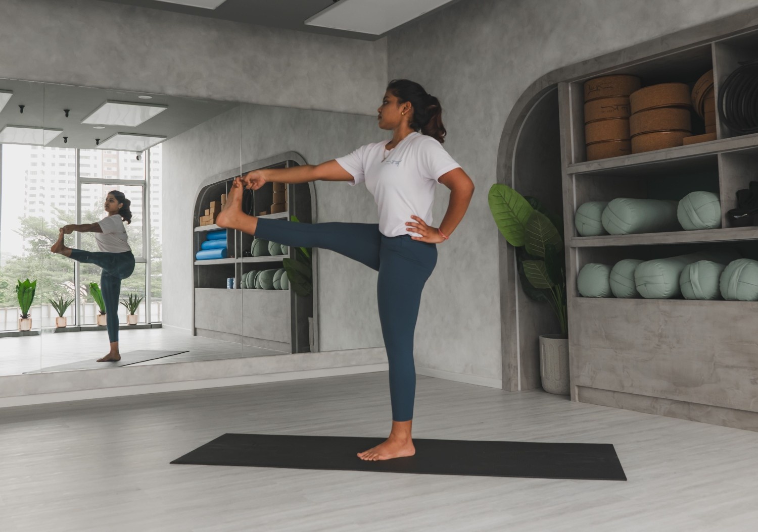 Vinyasa 1 (Manasvi)