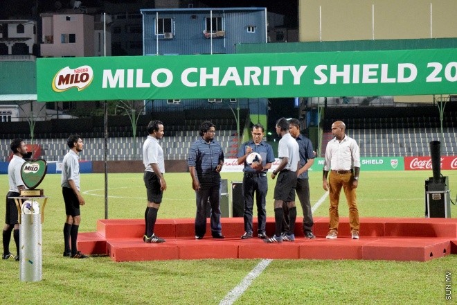 އޭޕްރިލް 6، 2015: ފުޓުބޯޅަ ސީސަން ހުޅުވުމުގެ ގޮތުން ކޮންމެ އަހަރަކުވެސ ބާއްވަމުން އަންނަ ޗެރިޓީ ޝިލްޑް މެޗުގެ ތެރެއިން: ނިއުރޭޑިއަންޓްގެ މައްޗަށް 0-2 އިން ކުރި ހޯދާ، މިއަހަރުގެ ޗެރިޓީ ޝިލްޑް ކާމިޔާބު ކުރީ މާޒިޔާ -- ސަންފޮޓޯ/ އަލީ ނަސީރު