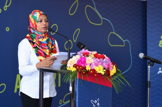 މެއި 28، 2015: ރ. އިފުރު އެއާޕޯޓު ހުޅުވުން: އިފުރު އެއާޕޯޓު ހުޅުއްވައިދެއްވީ ރައީސުލްޖުމްހޫރިއްޔާ އަބްދުﷲ ޔާމީން އަބްދުލް ގައްޔޫމް ----- ފޮޓޯ/ ރައީސް އޮފީސް