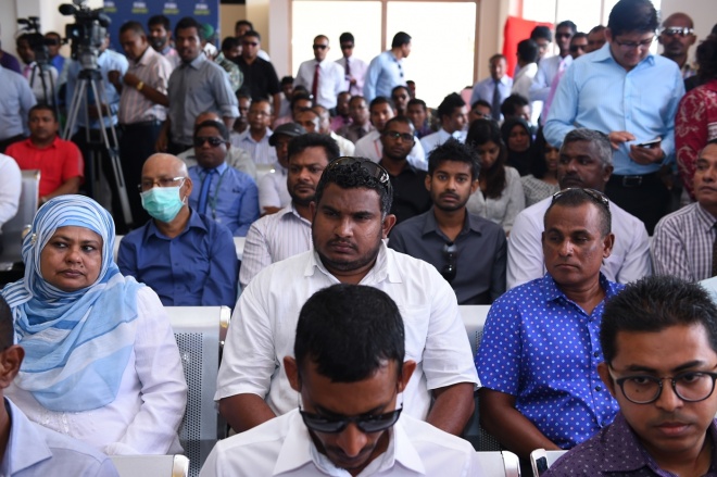 މެއި 28، 2015: ރ. އިފުރު އެއާޕޯޓު ހުޅުވުން: އިފުރު އެއާޕޯޓު ހުޅުއްވައިދެއްވީ ރައީސުލްޖުމްހޫރިއްޔާ އަބްދުﷲ ޔާމީން އަބްދުލް ގައްޔޫމް ----- ފޮޓޯ/ ރައީސް އޮފީސް