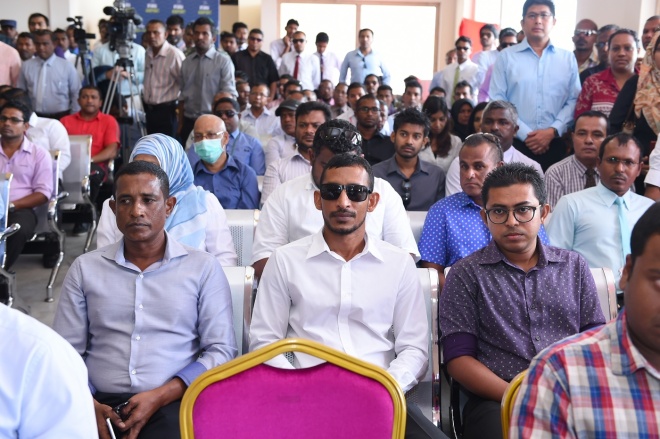 މެއި 28، 2015: ރ. އިފުރު އެއާޕޯޓު ހުޅުވުން: އިފުރު އެއާޕޯޓު ހުޅުއްވައިދެއްވީ ރައީސުލްޖުމްހޫރިއްޔާ އަބްދުﷲ ޔާމީން އަބްދުލް ގައްޔޫމް ----- ފޮޓޯ/ ރައީސް އޮފީސް