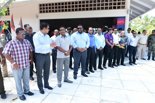 މެއި 28، 2015: ރ. އިފުރު އެއާޕޯޓު ހުޅުވުން: އިފުރު އެއާޕޯޓު ހުޅުއްވައިދެއްވީ ރައީސުލްޖުމްހޫރިއްޔާ އަބްދުﷲ ޔާމީން އަބްދުލް ގައްޔޫމް ----- ފޮޓޯ/ ރައީސް އޮފީސް