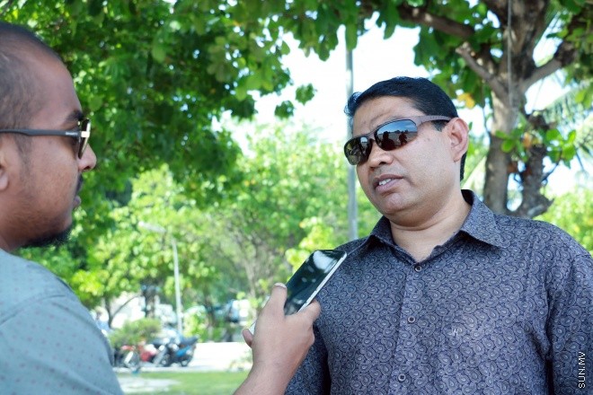 ނޮވެމްބަރު 21، 2015: ސުނަމީ ބިނާ ނެގުމުގެ މަސައްކަތް ކުރަނީ --- ސަން ފޮޓޯ ޔޫސުފް ސޮފްވާން