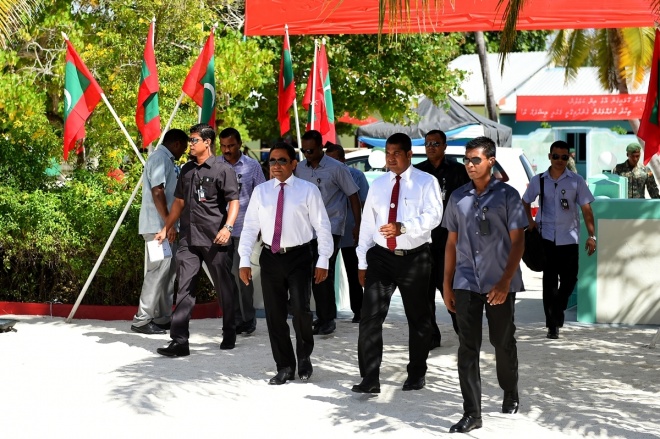ޑިސެމްބަރު 13، 2015- މި އަހަރުގެ ގައުމީ ދުވަސް ފާހަގަ ކުރުމަށްޓަކައި ބޭއްވި ޖަލްސާގެ ތެރެއިން.---ފޮޓޯ: ރައީސް އޮފީސް