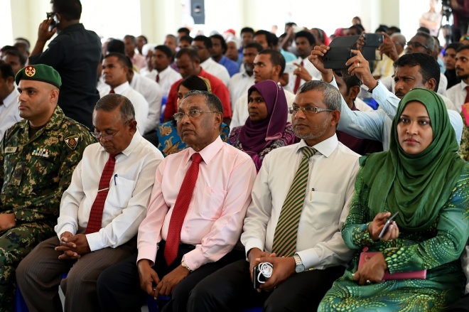 ޑިސެމްބަރު 13، 2015- މި އަހަރުގެ ގައުމީ ދުވަސް ފާހަގަ ކުރުމަށްޓަކައި ބޭއްވި ޖަލްސާގެ ތެރެއިން.---ފޮޓޯ: ރައީސް އޮފީސް