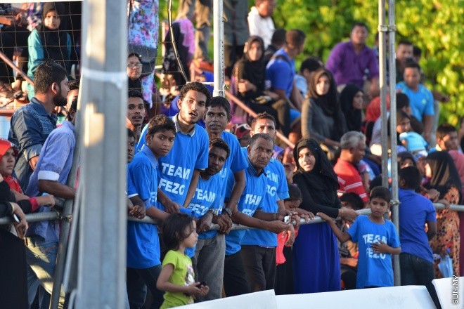 ޑިސެމްބަރ 15، 2015:  އެސްޓީއޯ ހޯމް އިމްޕްރޫވްމަންޓް ބަށި މުބާރާތުގެ އިނާމު ދިނުމުގެ ރަސްމިއްޔާތުގެ ތެރެއިން -- ސަން ފޮޓޯ/ފަޔާޒު މޫސާ