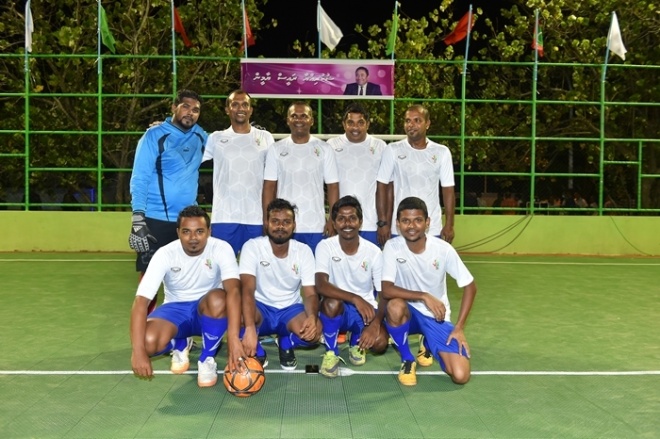 ފެބްރުއަރީ 23، 2016:މަހިބަދޫ ފުޓްސެލް ދަނޑު ހުޅުވުމުގެ ރަސްމިއްޔާތުގެ ތެރެއިން--ފޮޓޯ: ރައީސް އޮފީސް