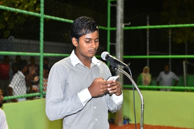 ފެބްރުއަރީ 23، 2016:މަހިބަދޫ ފުޓްސެލް ދަނޑު ހުޅުވުމުގެ ރަސްމިއްޔާތުގެ ތެރެއިން--ފޮޓޯ: ރައީސް އޮފީސް