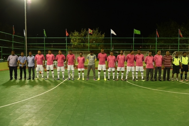 ފެބްރުއަރީ 23، 2016:މަހިބަދޫ ފުޓްސެލް ދަނޑު ހުޅުވުމުގެ ރަސްމިއްޔާތުގެ ތެރެއިން--ފޮޓޯ: ރައީސް އޮފީސް