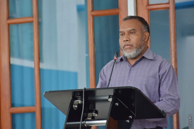 މެއި 28، 2016: ދިވެހިންގެ އާދަކާދައާ އެއްގޮތަށް ބާއްވަމުން އަންނަ މާހެފުން ޝަރުއީ ދާއިރާގެ ހުރިހާ މުވައްޒަފުންނާއި ފަނޑިޔާރުން އެއްވެގެން "ފަނޑިޔާރުގޭގެ މާހެފުން" ނަމުގައި ކުޑަކުދިންގެ ހަވީރަކާއެކު ބޭއްވުން -- ސަން ފޮޓޯ/ފަޔާޒު މޫސާ