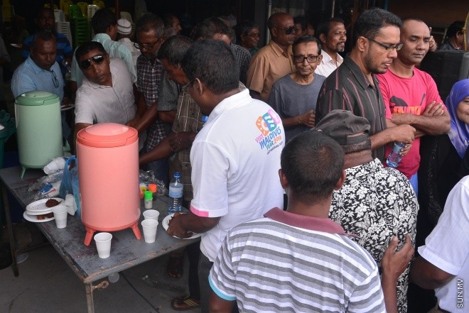 އެމްޑީޕީ، އިދިކޮޅު އިއްތިހާދު، އެމްޔޫއޯ، ފުލުހުން، ޕޮލިސް