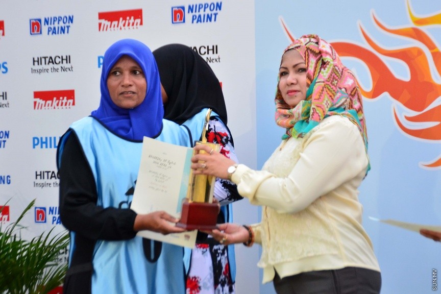 ނޮވެމްބަރ 27، 2016: އެސްޓީއޯ ހޯމް އިމްރޫވްމަންޓް ބަށިބޯޅަ މުބާރާތުގެ ނިންމުމުގެ ރަސްމިއްޔާތުގެ ތެރެއިން --- ސަން ފޮޓޯ/ ފަޔާޒް މޫސާ