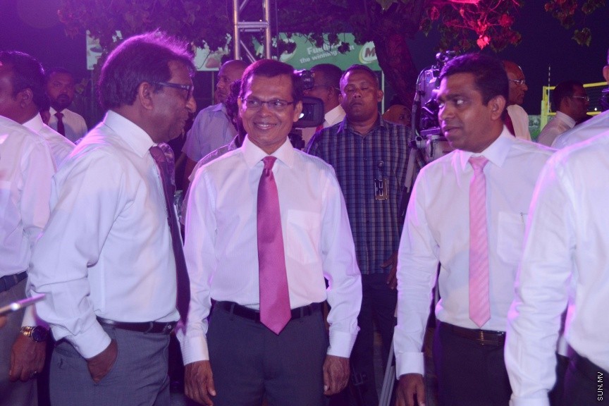 ފެބްރުއަރީ 9، 2017:  ޕީޕީއެމްގެ އާ އޮފީސް ހުޅުވުމަށް ހ. ހުރަފައިގައި ބޭއްވި ހާއްސަ ރަސްމިއްޔާތުގެ ތެރެއިން -- ސަން ފޮޓޯ/ ފަޔާޒު މޫސާ