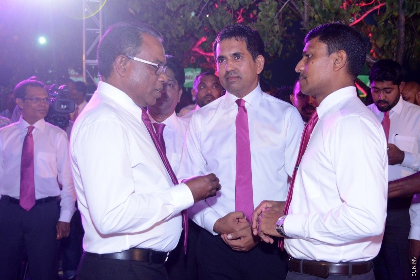 ފެބްރުއަރީ 9، 2017:  ޕީޕީއެމްގެ އާ އޮފީސް ހުޅުވުމަށް ހ. ހުރަފައިގައި ބޭއްވި ހާއްސަ ރަސްމިއްޔާތުގެ ތެރެއިން -- ސަން ފޮޓޯ/ ފަޔާޒު މޫސާ