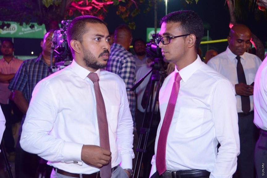 ފެބްރުއަރީ 9، 2017:  ޕީޕީއެމްގެ އާ އޮފީސް ހުޅުވުމަށް ހ. ހުރަފައިގައި ބޭއްވި ހާއްސަ ރަސްމިއްޔާތުގެ ތެރެއިން -- ސަން ފޮޓޯ/ ފަޔާޒު މޫސާ