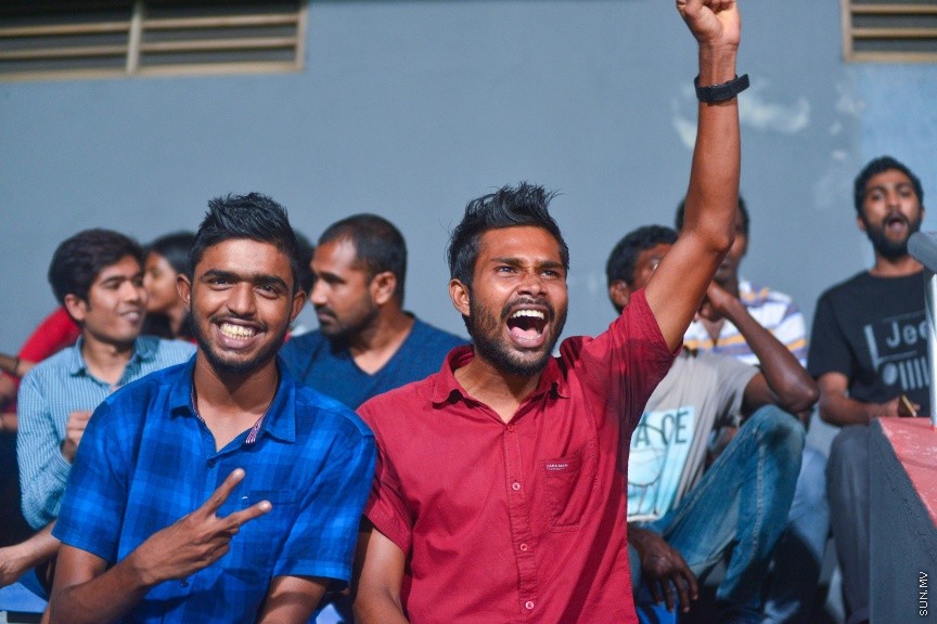 28 މާޗް 2017: އޭއެފްސީ އޭޝިއަން ކަޕް 2019 ކޮލިފިކޭޝަންގެ ގްރޫޕް ސްޓޭޖްގައި ރާއްޖެއާއި ފަލަސްތީނު ބައްދަލުކުރި މެޗުގެ ތެރެއިން---ސަން ފޮޓޯ/ މުހައްމަދު އަފްރާހް