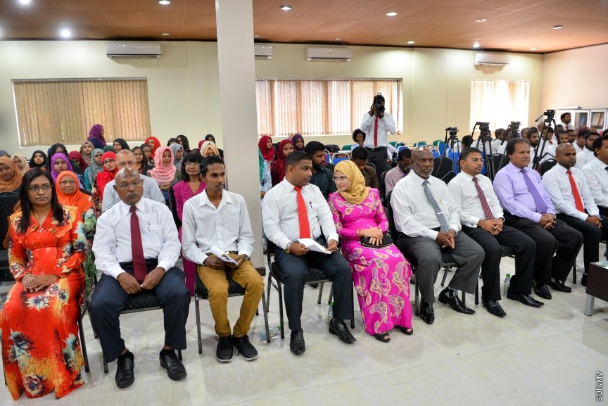 ބައިނަލް އަޤްވާމީ އެންޓިކޮރަޕްޝަން ދުވަސް ފާހަގަކުރުމުގެ ގޮތުން ބޭއްވި ރަސްމިއްޔާތުގެ ތެރެއިން---ސަން ފޮޓޯ/ މުހައްމަދު އަފްރާހް 