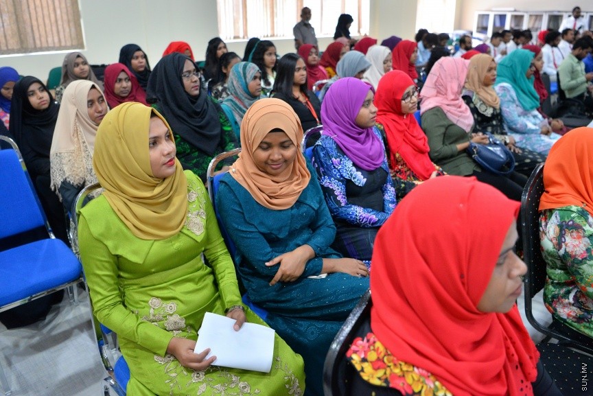 ބައިނަލް އަޤްވާމީ އެންޓިކޮރަޕްޝަން ދުވަސް ފާހަގަކުރުމުގެ ގޮތުން ބޭއްވި ރަސްމިއްޔާތުގެ ތެރެއިން---ސަން ފޮޓޯ/ މުހައްމަދު އަފްރާހް 