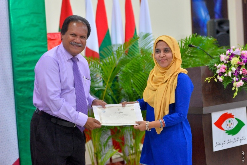 ބައިނަލް އަޤްވާމީ އެންޓިކޮރަޕްޝަން ދުވަސް ފާހަގަކުރުމުގެ ގޮތުން ބޭއްވި ރަސްމިއްޔާތުގެ ތެރެއިން---ސަން ފޮޓޯ/ މުހައްމަދު އަފްރާހް 