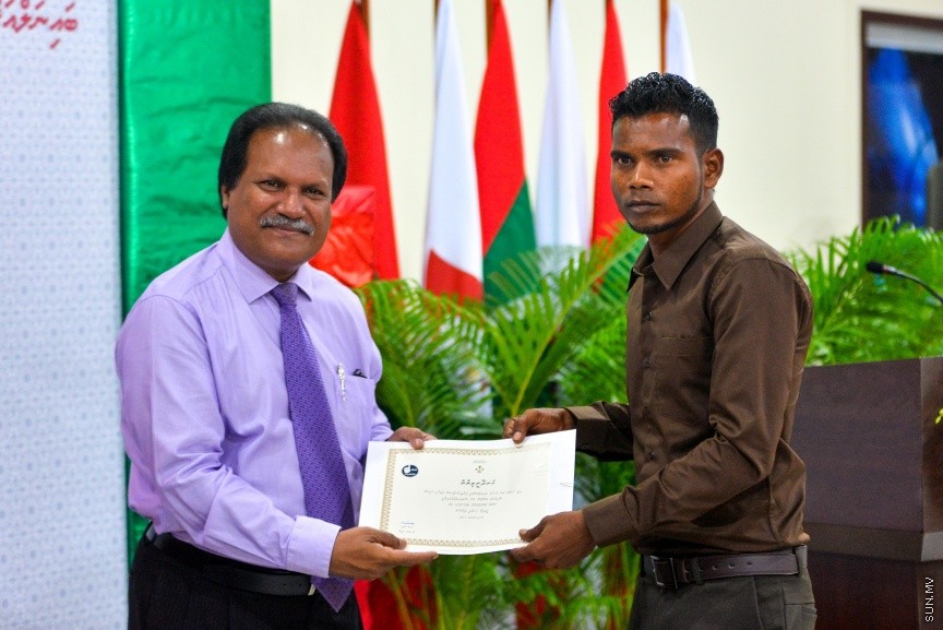 ބައިނަލް އަޤްވާމީ އެންޓިކޮރަޕްޝަން ދުވަސް ފާހަގަކުރުމުގެ ގޮތުން ބޭއްވި ރަސްމިއްޔާތުގެ ތެރެއިން---ސަން ފޮޓޯ/ މުހައްމަދު އަފްރާހް 