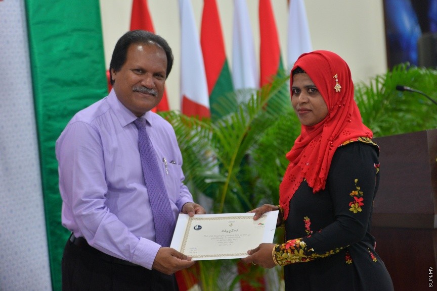 ބައިނަލް އަޤްވާމީ އެންޓިކޮރަޕްޝަން ދުވަސް ފާހަގަކުރުމުގެ ގޮތުން ބޭއްވި ރަސްމިއްޔާތުގެ ތެރެއިން---ސަން ފޮޓޯ/ މުހައްމަދު އަފްރާހް 