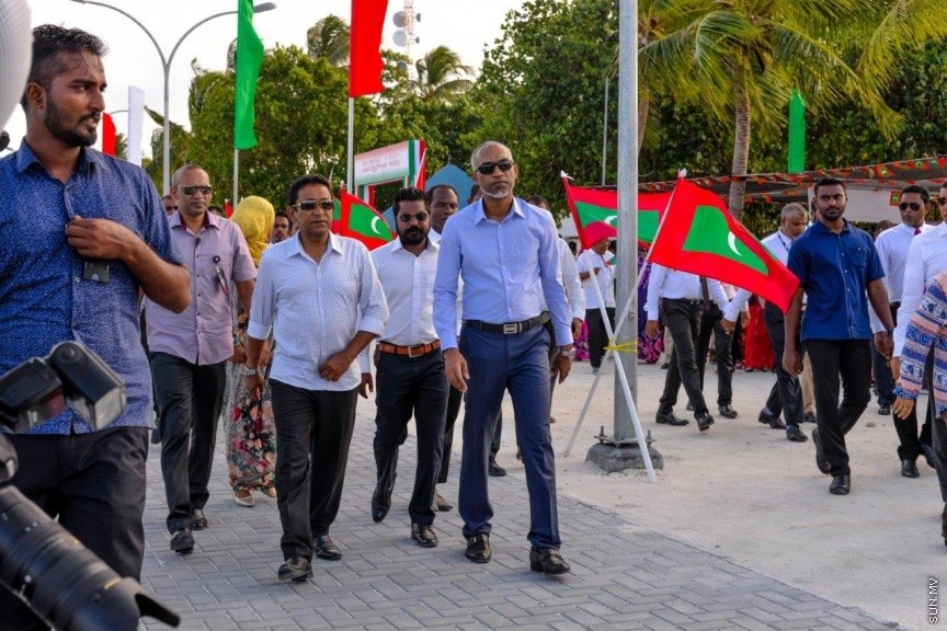 ރައީސުލްޖުމްހޫރިއްޔާ އަބްދުﷲ ޔާމީން އަބްދުލް ޤައްޔޫމް، ނ. އަތޮޅު ވެލިދޫއަށް ވަޑައިގަތުން -- ސަން ފޮޓޯ: ޝާން މުޙައްމަދު 