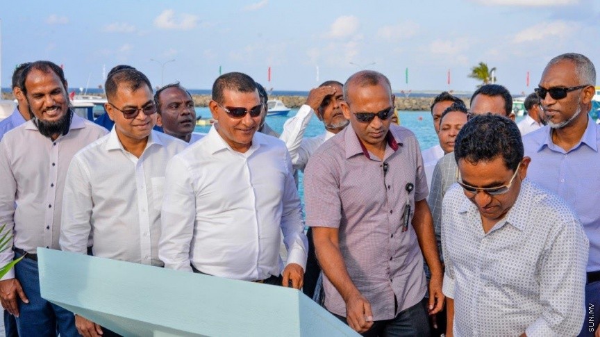 ރައީސުލްޖުމްހޫރިއްޔާ އަބްދުﷲ ޔާމީން އަބްދުލް ޤައްޔޫމް، ނ. އަތޮޅު ވެލިދޫއަށް ވަޑައިގަތުން -- ސަން ފޮޓޯ: ޝާން މުޙައްމަދު 