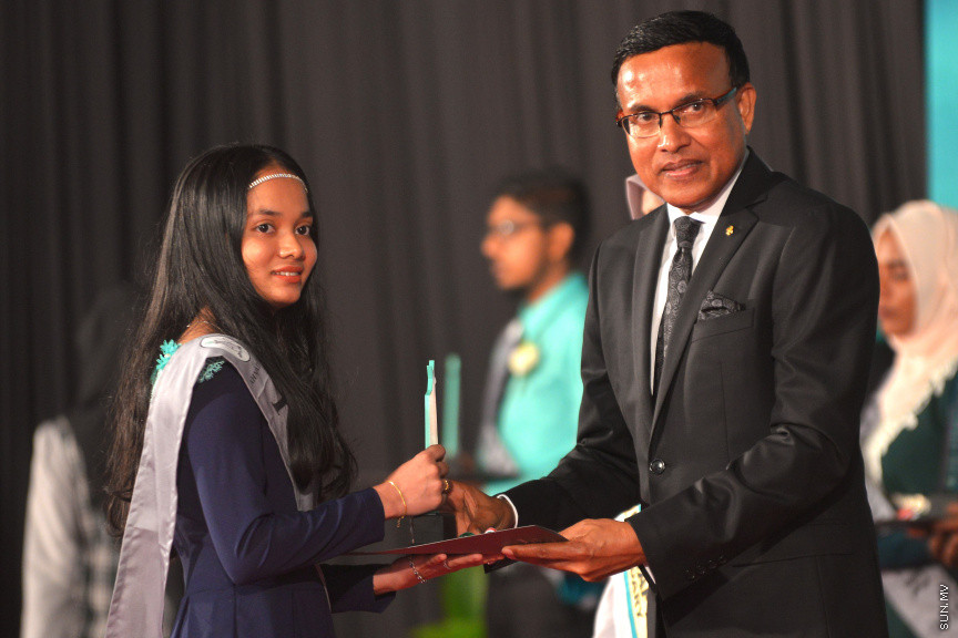 އަހްމަދިއްޔާ އިންޓަނޭޝަނަލް ސްކޫލުގެ އަހަރީ އިނާމު ދިނުމުގެ ޖަލްސާގެ ތެރެއިން-- ސަން ފޮޓޯ: އަހްމަދު އަވްޝަން އިލްޔާސް