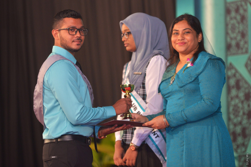 އަހްމަދިއްޔާ އިންޓަނޭޝަނަލް ސްކޫލުގެ އަހަރީ އިނާމު ދިނުމުގެ ޖަލްސާގެ ތެރެއިން-- ސަން ފޮޓޯ: އަހްމަދު އަވްޝަން އިލްޔާސް