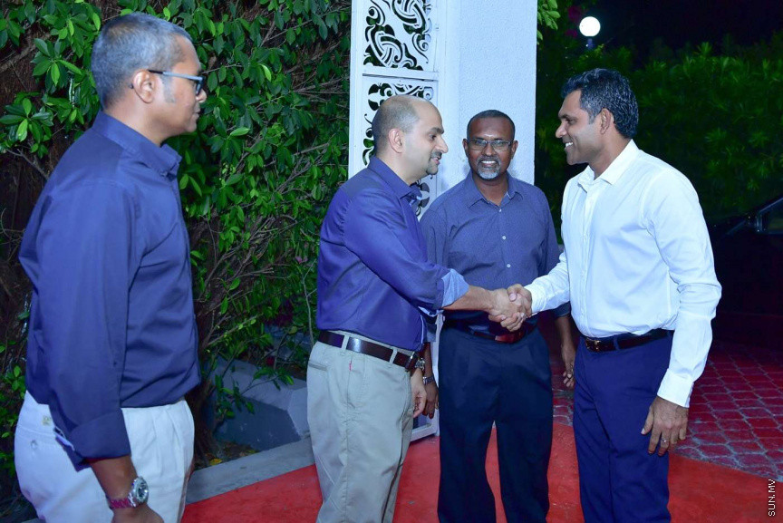 މަންތާ އެއާ ރަސްމީކޮށް ލޯންޗުކޮށް ބްރޭންޑް އެމްބެސެޑަރުން ކަޑައެޅޫމައް ރޭބޭއްވި ރަސްމިއްޔާތުގެ ތެރެއިން -- ފޮޓޯ/ ރައީސް އޮފީސް