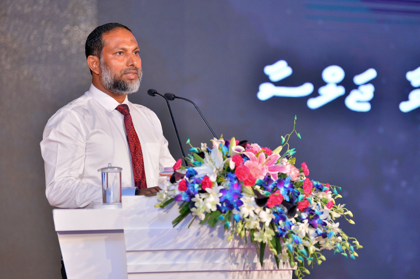 ޝަހީދުންގެ ދުވަހުގެ މުނާސަބަތުގައި ރޭ ބޭއްވި ރަސްމީ ޖަލްސާގެ ތެރެއިން: މިރަސް މިއްޔާތުގައި  ރައީސުލްޖުމްހޫރިއްޔާގެ ނައިބު ބައިވެރިވެ ވަޑައިގެންނެވި -- ފޮޓޯ / ރައީސް އޮފީސް