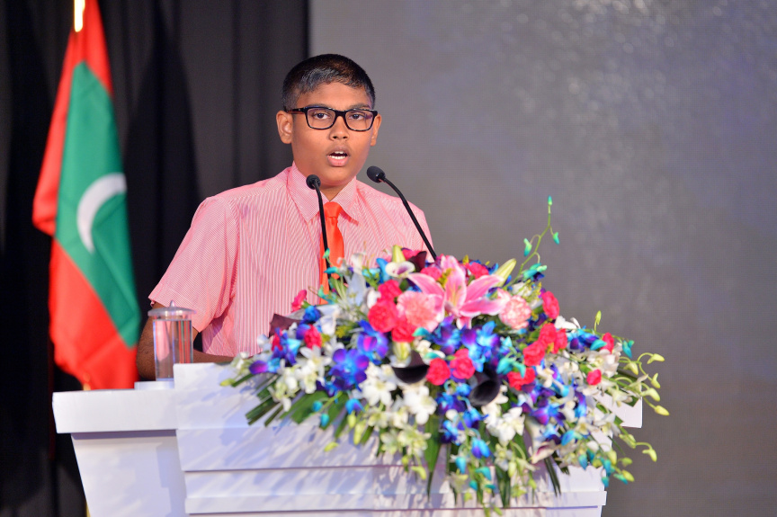 ޝަހީދުންގެ ދުވަހުގެ މުނާސަބަތުގައި ރޭ ބޭއްވި ރަސްމީ ޖަލްސާގެ ތެރެއިން: މިރަސް މިއްޔާތުގައި  ރައީސުލްޖުމްހޫރިއްޔާގެ ނައިބު ބައިވެރިވެ ވަޑައިގެންނެވި -- ފޮޓޯ / ރައީސް އޮފީސް