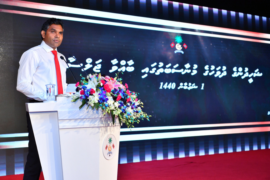 ޝަހީދުންގެ ދުވަހުގެ މުނާސަބަތުގައި ރޭ ބޭއްވި ރަސްމީ ޖަލްސާގެ ތެރެއިން: މިރަސް މިއްޔާތުގައި  ރައީސުލްޖުމްހޫރިއްޔާގެ ނައިބު ބައިވެރިވެ ވަޑައިގެންނެވި -- ފޮޓޯ / ރައީސް އޮފީސް