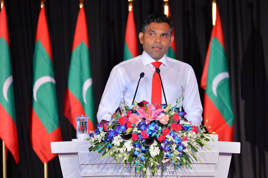 ޝަހީދުންގެ ދުވަހުގެ މުނާސަބަތުގައި ރޭ ބޭއްވި ރަސްމީ ޖަލްސާގެ ތެރެއިން: މިރަސް މިއްޔާތުގައި  ރައީސުލްޖުމްހޫރިއްޔާގެ ނައިބު ބައިވެރިވެ ވަޑައިގެންނެވި -- ފޮޓޯ / ރައީސް އޮފީސް