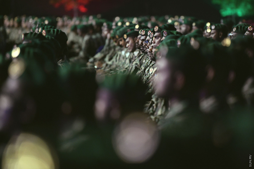 އޭޕްރީލް 24، 2019: ސިފައިންގެ 127ވަނަ އަހަރީ ދުވަހުގެ މުނާސަބަތުގައި ކަޅުތުއްކަލާކޮށީގައި ބޭއްވި ޚިދުމަތުގެ އަގުވަޒަންކުރުމުގެ ޚާއްޞަ ޖަލްސާގެ ތެރެއިން -- ސަން ފޮޓޯ/ ފަޔާޒު މޫސާ