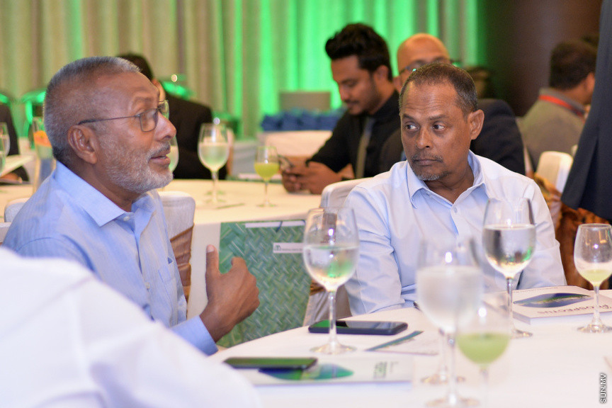 އިސްލާމިކް ބެންކުގެ އައިޕީއޯ ރަސްމީކޮށް ލޯންޗުކުރުމަށް މިރޭ ހޮޓަލް ޖެންގައި ބޭއްވި ރަސްމިއްޔާތުގެ ތެރެއިން -- ސަން ފޮޓޯ/ އަހުމަދު އަވްޝަން އިލްޔާސް