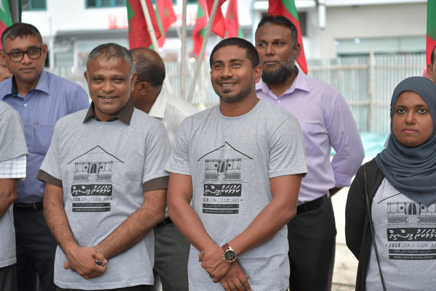 ކަޅުވަކަރު މިސްކިތް އަލުން ރާވާ ބެހެއްޓުމުގެ މަޝްރޫ ރައީސް އިފްތިތާހު ކޮށްދެއްވުން -- ފޮޓޯ/ ރައީސް އޮފީސް