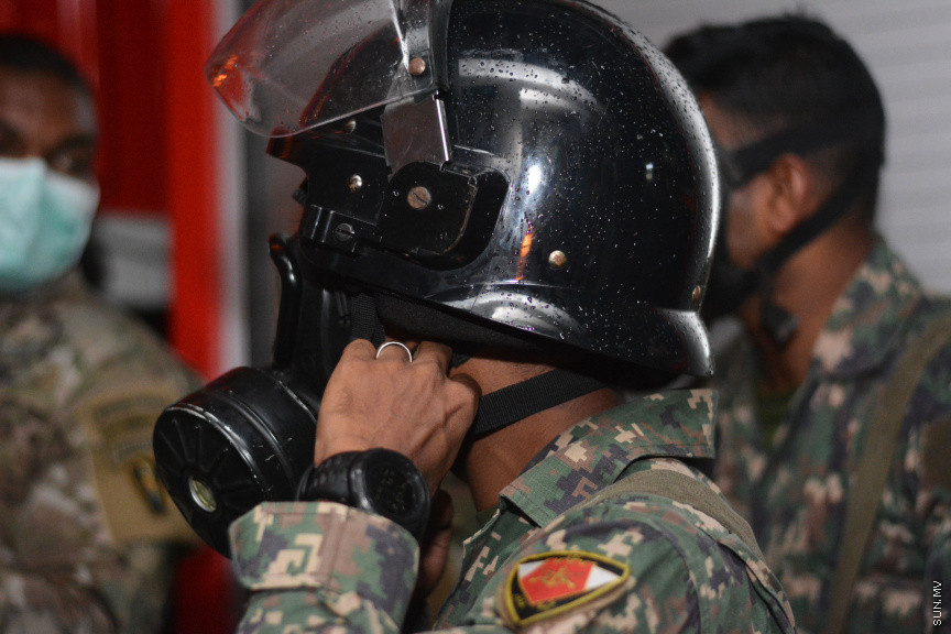 މާލޭގައި ހިނގި ބިޔަ އަލިފާނުގެ ހާދިސާ: މި ހާދިސާގައި ހަތް ގެޔެއްގައި އަލިފާން ހިފި އިރު އެކެއްގެ ފުރާނަ ވެސް ވަނީ ގެއްލިފަ --- ސަން ފޮޓޯ/ އަހުމަދު އަވްޝަން އިލްޔާސް