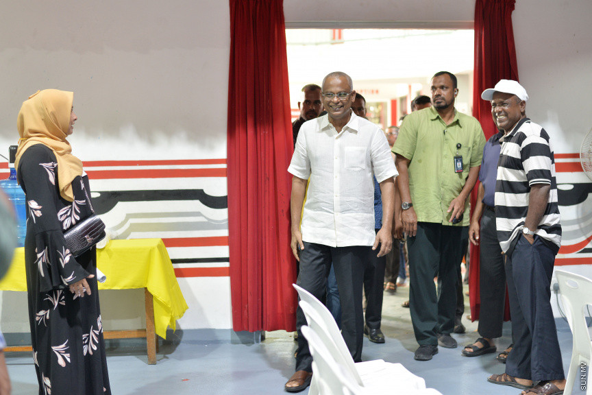 ނޮވެމްބަރ 22، 2019: ވެރިކަން ކުރާ މައި ޕާޓީ، އެމްޑީޕީގެ ލީޑަޝިޕަަށް ބޭފުޅުން އިންތިހާބު ކުރުމަށް ބޭއްވި އިންތިހާބުގެ ތެރެއިން -- ސަން ފޮޓޯ/ ފަޔާޒު މޫސާ